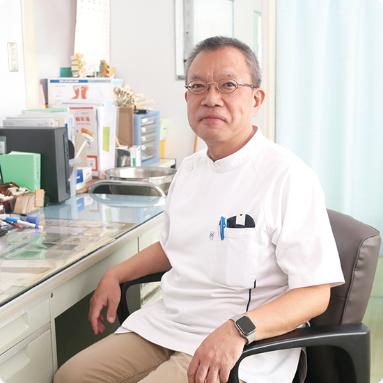 院長 武重 直敏<br>医学博士<br>日本専門医機構　整形外科専門医

